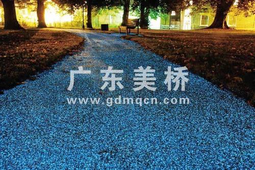 彩色夜光路